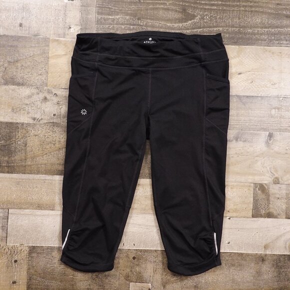 Athleta Be Free Knicker Capri Leggings Women's Size Large Black 17" Inseam - Picture 1 of 15